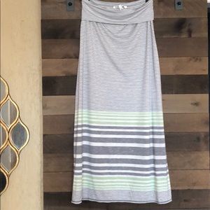 Max Studio Striped Maxi Skirt - L